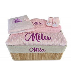 Corbeille cadeau naissance personnalisée