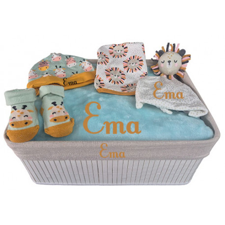 Corbeille cadeau naissance personnalis&eacute;