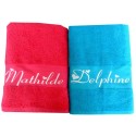 Drap de bain personnalisé fuschia et turquoise