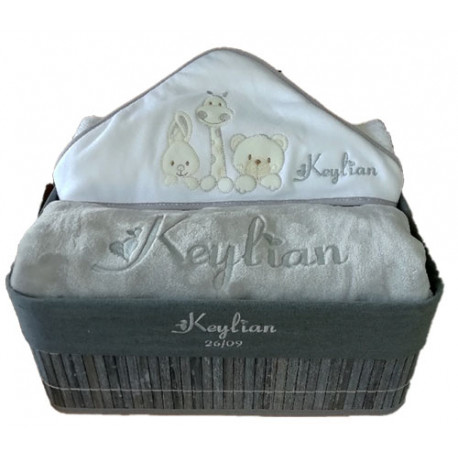 Corbeille cadeau naissance personnalisé