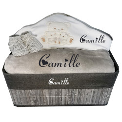 Corbeille cadeau naissance personnalisée